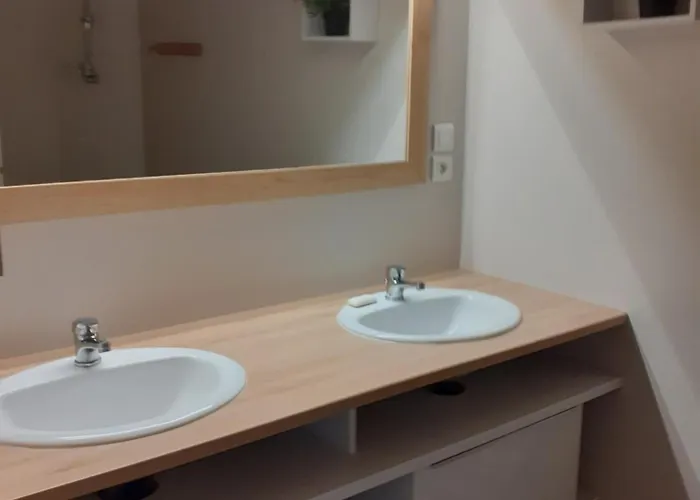 Appartement La Hautcsur La Colline Yzeron
