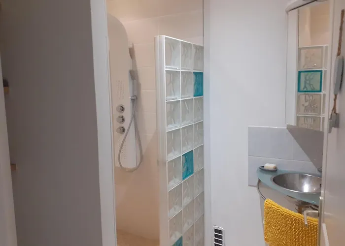Appartement La Hautcsur La Colline Yzeron